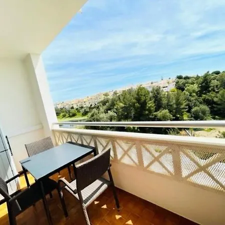 Cosy 1 Bedroom In A Center *