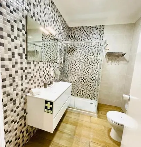 Апартаменты Cosy 1 Bedroom In A Center Албуфейра