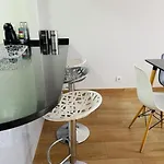 Cosy 1 Bedroom In A Center *