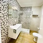 アパート Cosy 1 Bedroom In A Center アルブフェイラ