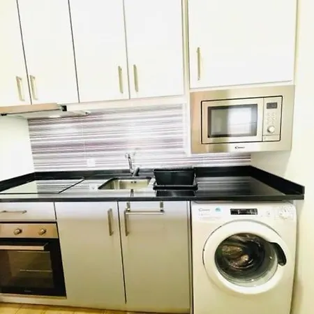 Διαμέρισμα Cosy 1 Bedroom In A Center *
