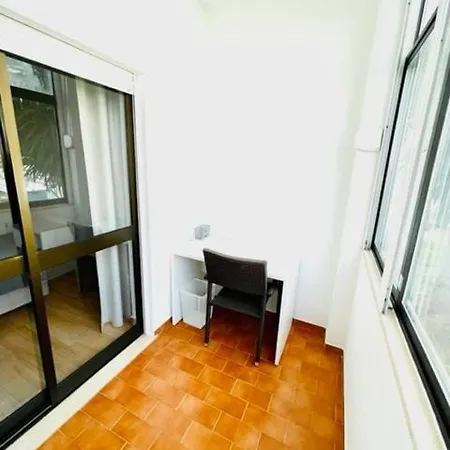 Cosy 1 Bedroom In A Center Αλμπουφέιρα
